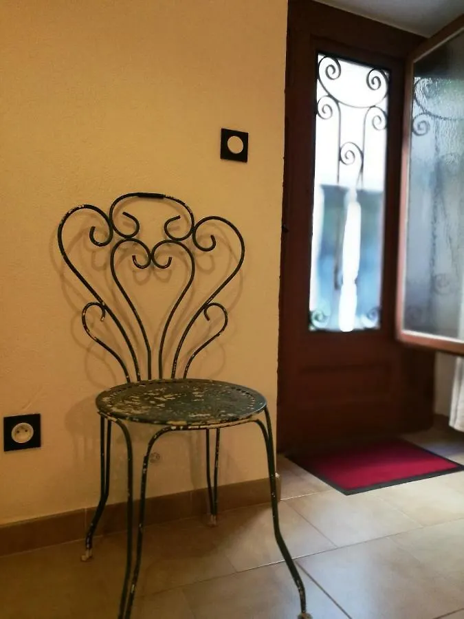 Appartement Comme un petit gîte au coeur du vieux village Eyragues